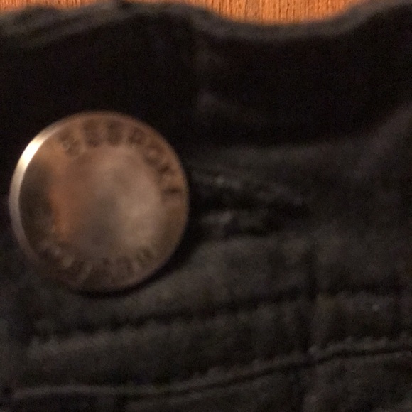 Shorts - Picture 6 of 6